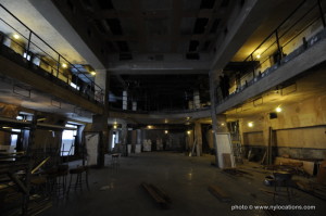 vacant-bank-003